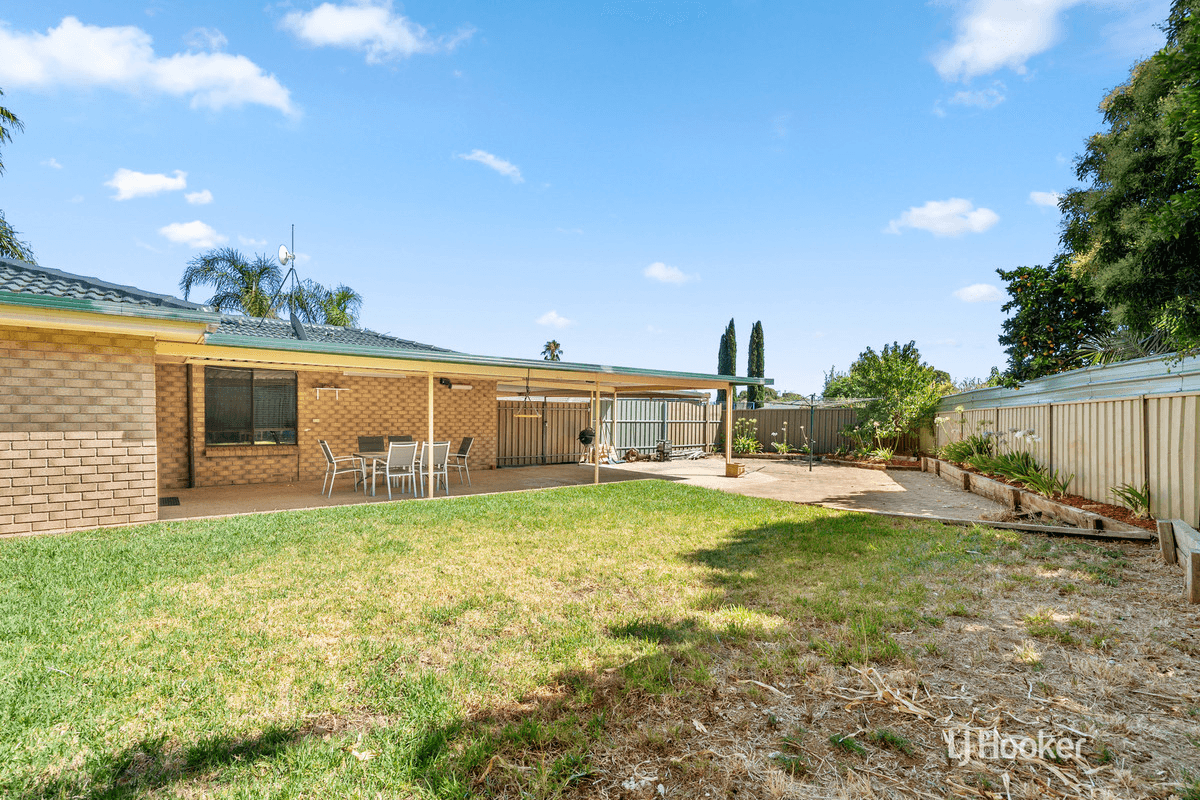 36 Wecoma Court, CRAIGMORE, SA 5114