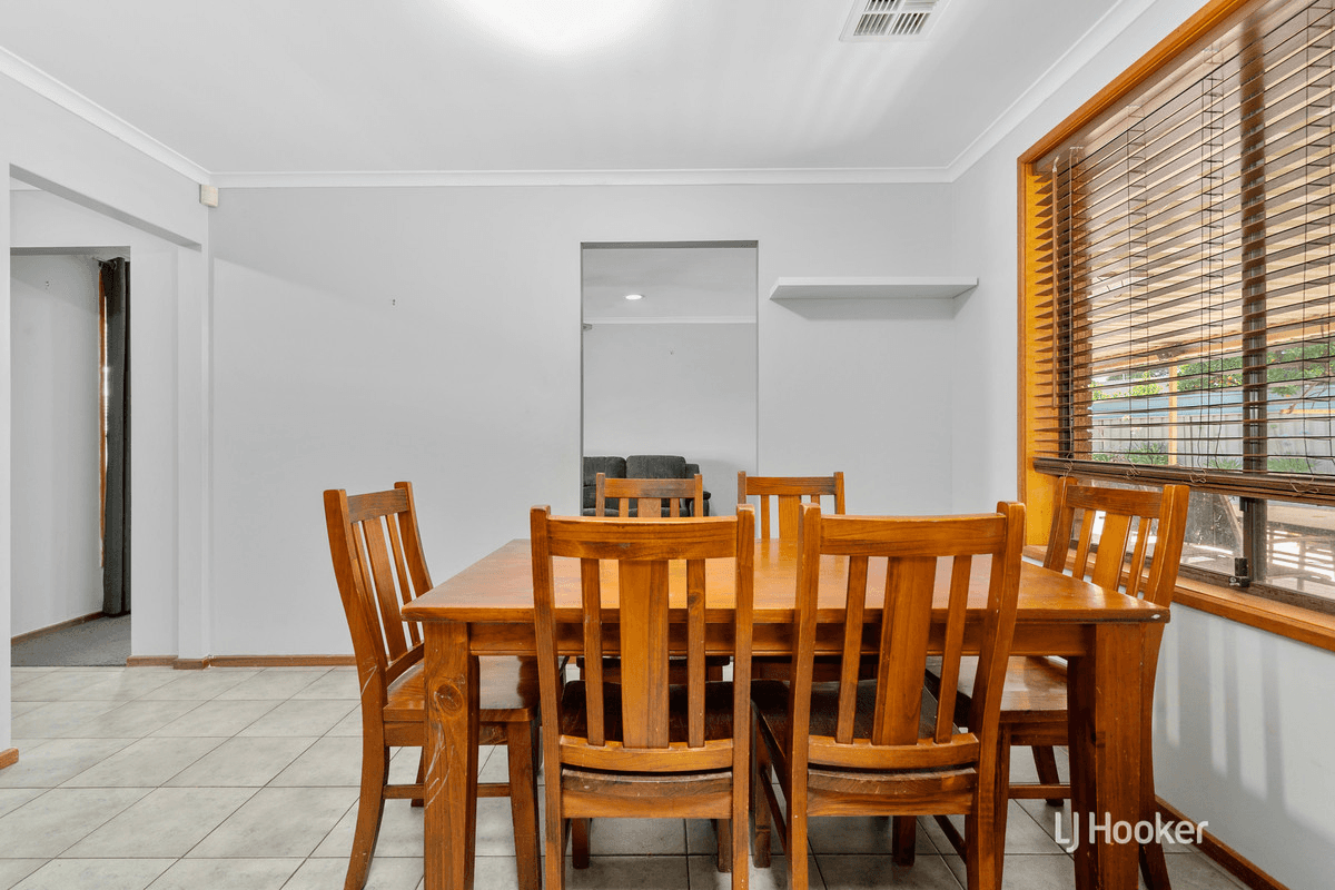 36 Wecoma Court, CRAIGMORE, SA 5114