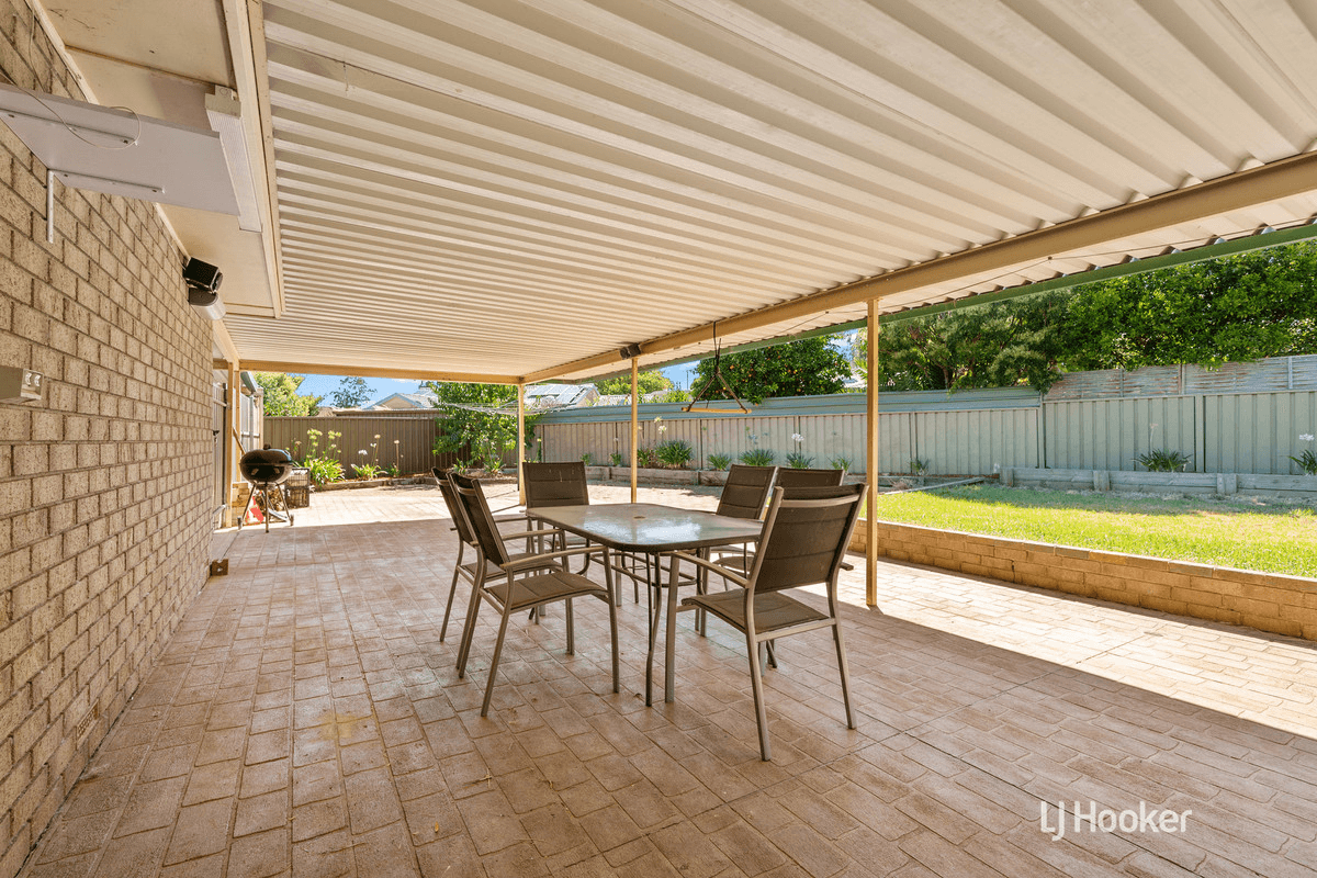 36 Wecoma Court, CRAIGMORE, SA 5114