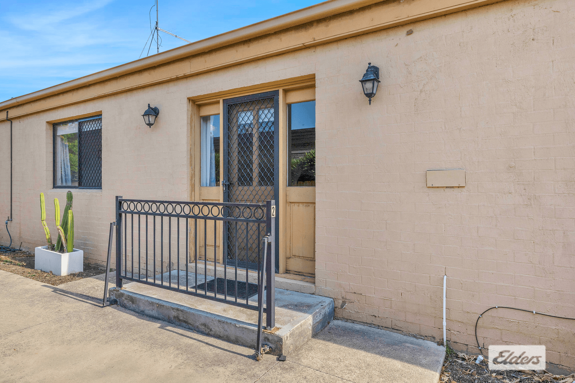 2/192 Plummer Street, South Albury, NSW 2640