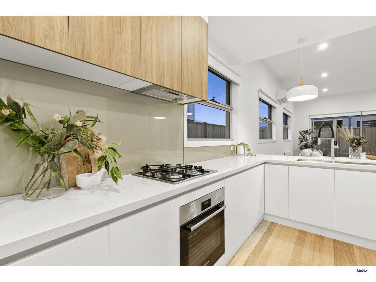 27 Taylor Street, Torquay, VIC 3228
