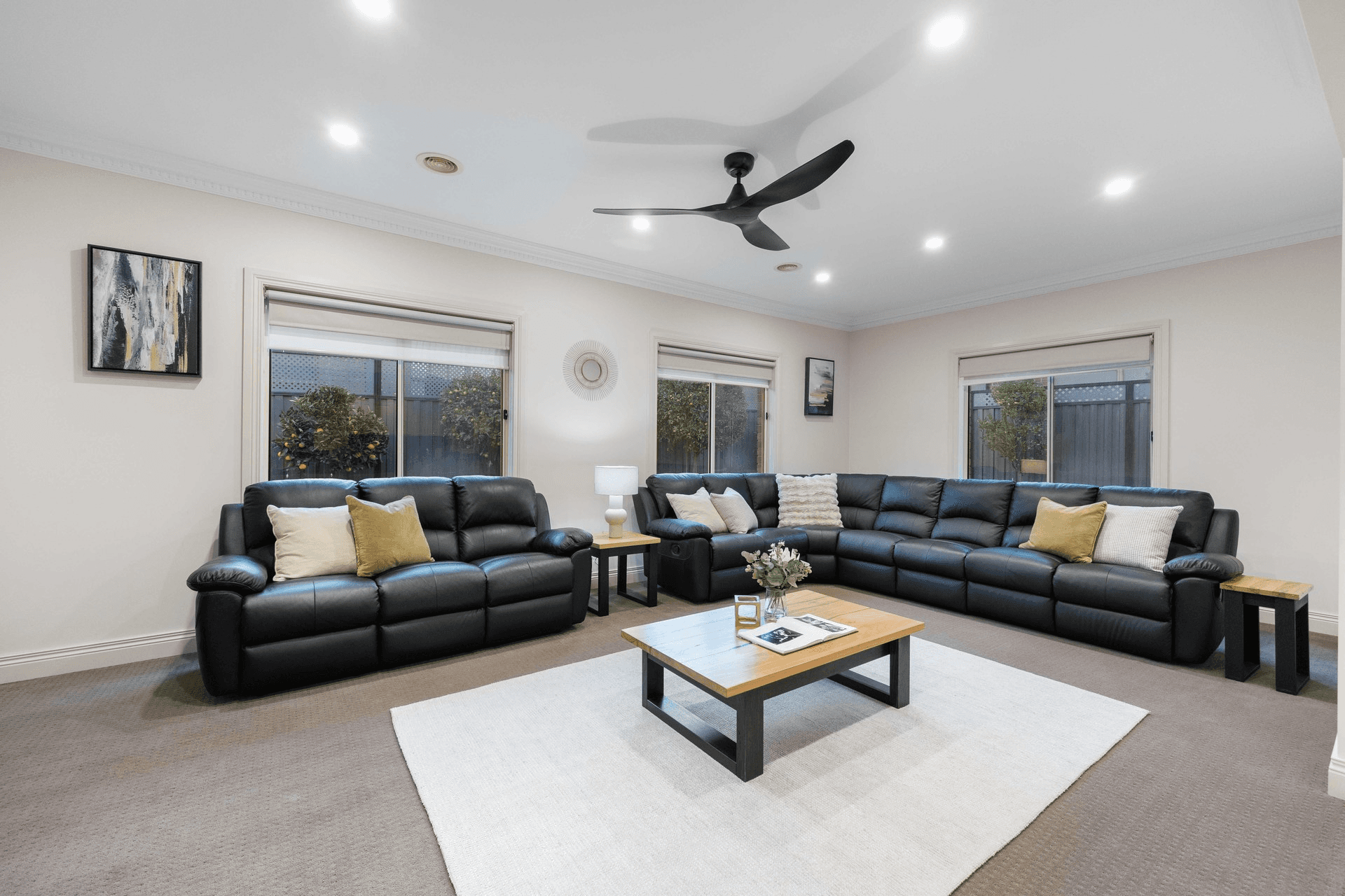 5 Pembury Way, Hillside, VIC 3037