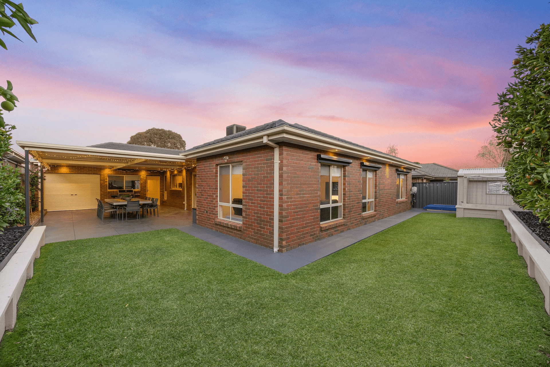 5 Pembury Way, Hillside, VIC 3037