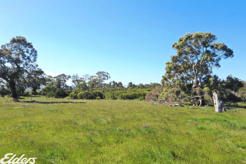 Lot1A Manns Beach Road, TARRAVILLE, VIC 3971