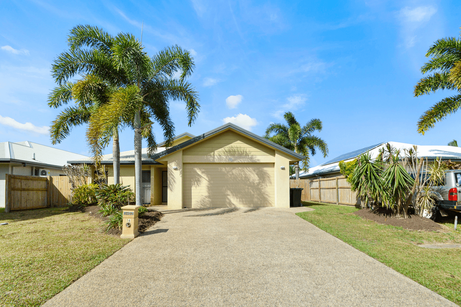 16 Thooleer Vista, Trinity Park, QLD 4879