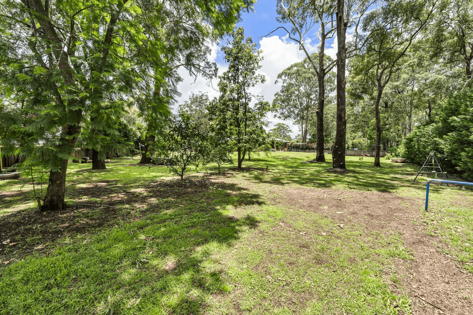 2 Wattle Close, HIGHFIELDS, QLD 4352