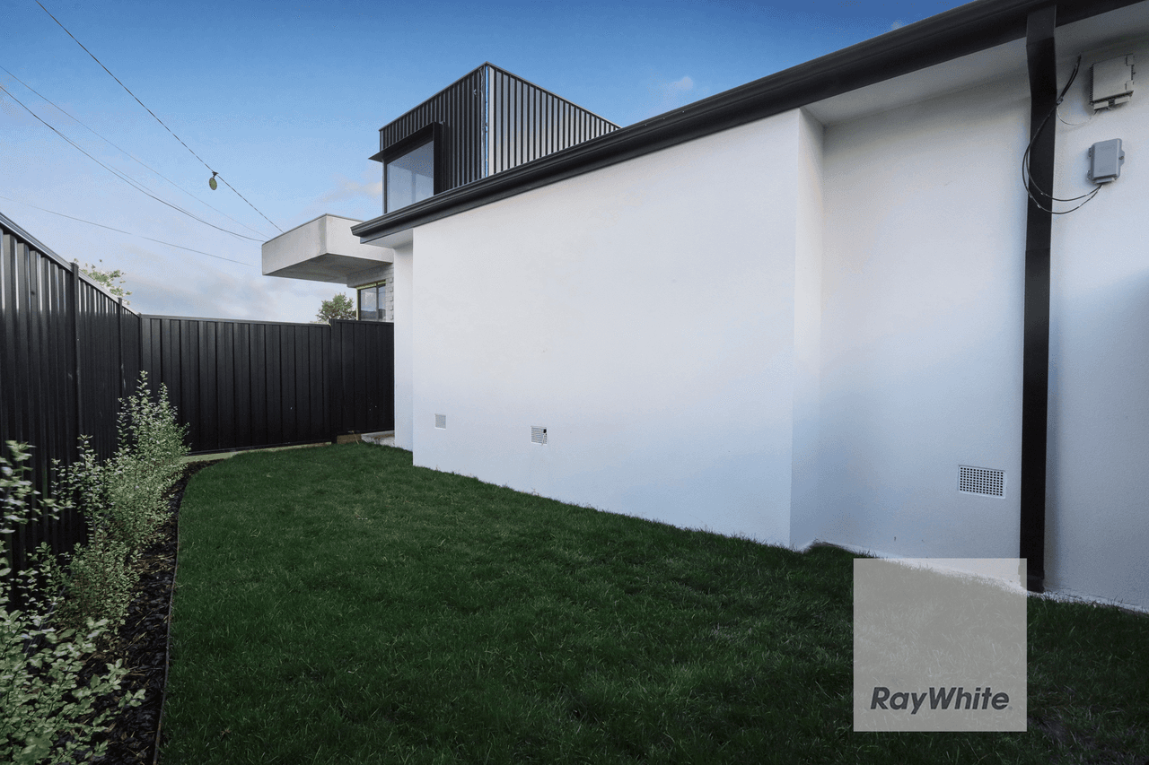 9 Windermere Crescent, GLADSTONE PARK, VIC 3043