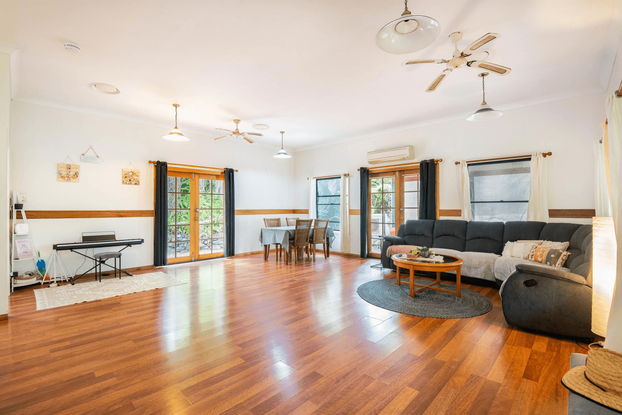 383 Old Coast Road, KORORA, NSW 2450