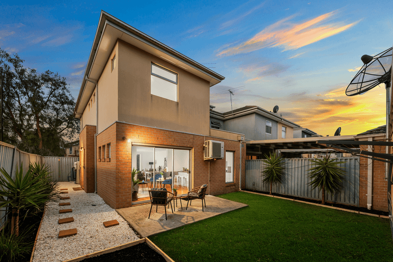 24 Mareborne Street, EPPING, VIC 3076