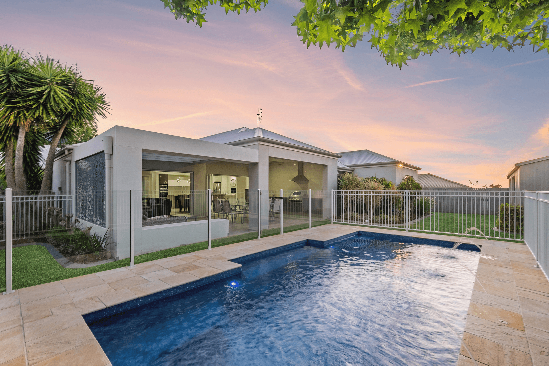 8 Goshawk Drive, Kleinton, QLD 4352