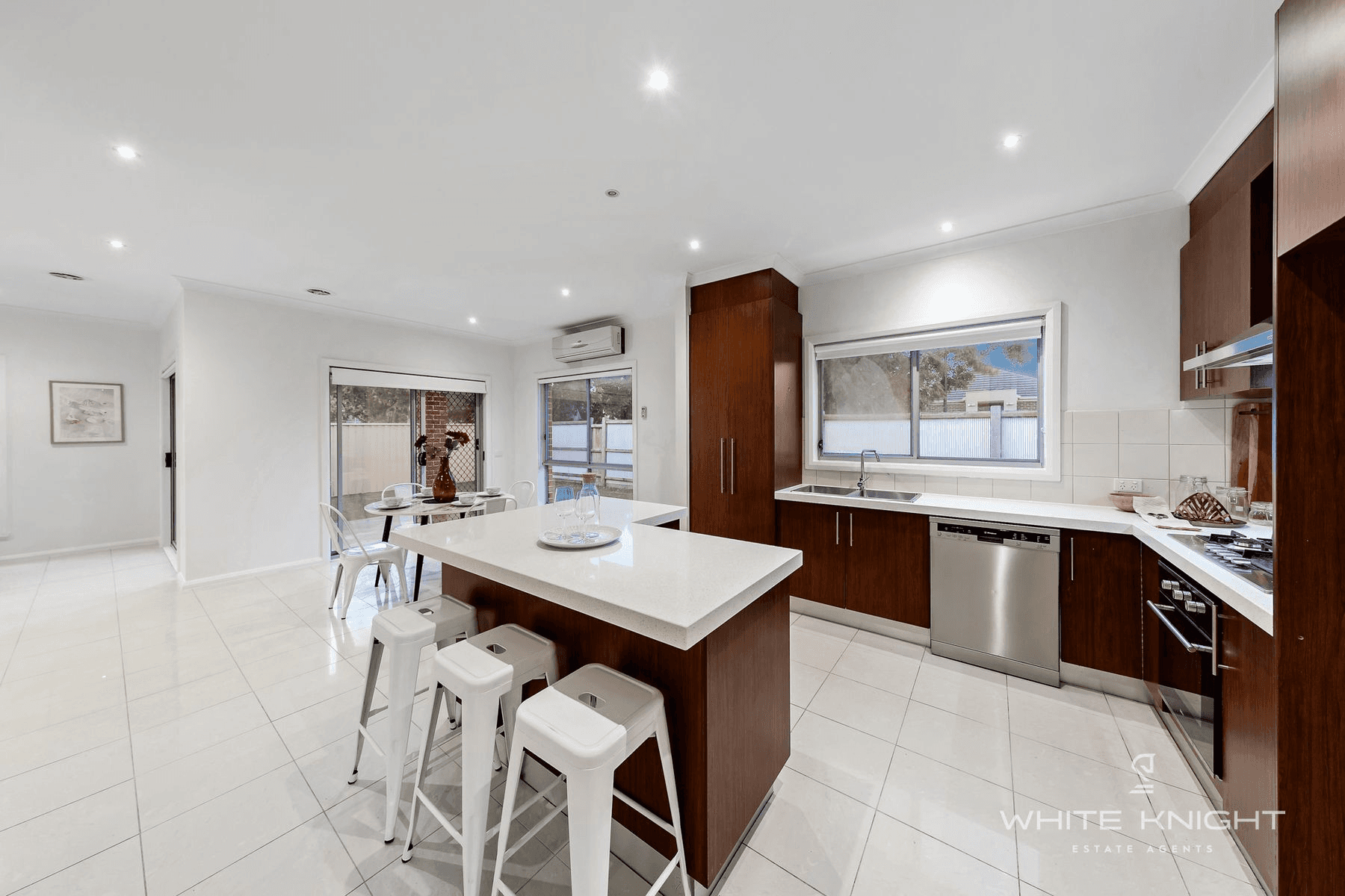 19 STUDLEY PARK WAY, Caroline Springs, VIC 3023