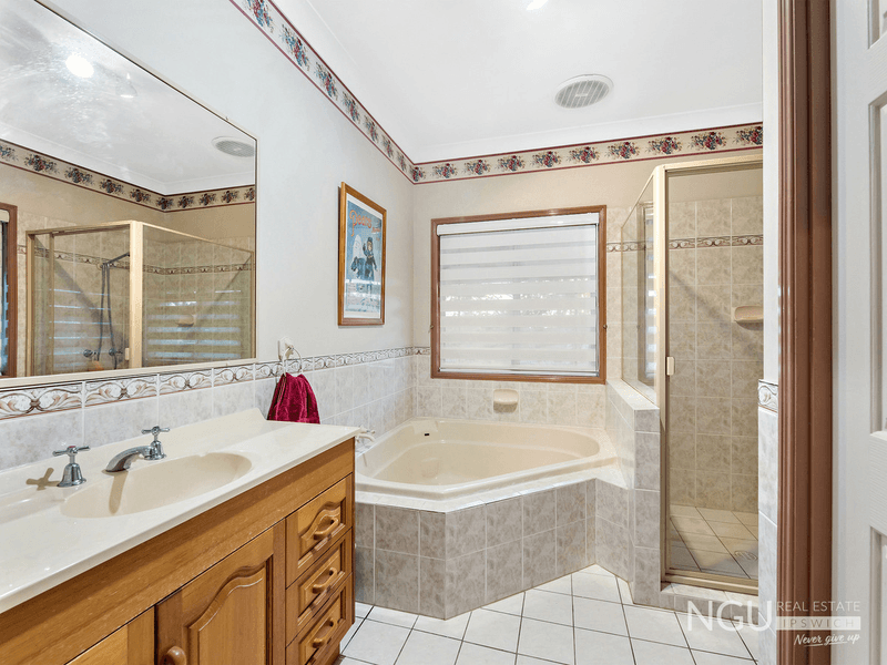 22 Nautilus Close, Karalee, QLD 4306