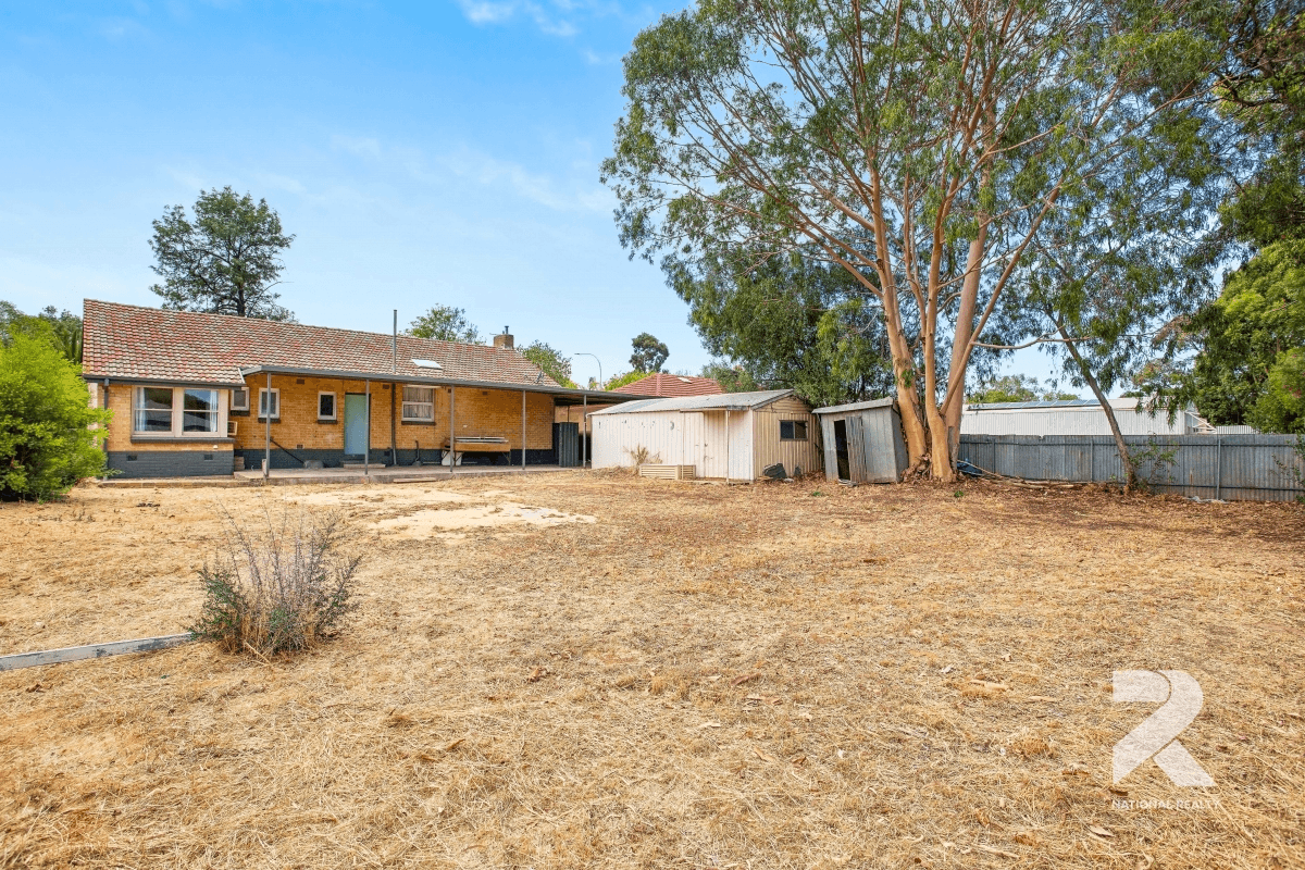 215 Midway Road, ELIZABETH DOWNS, SA 5113