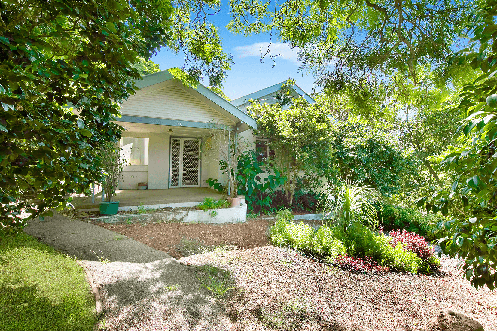 36 Raeburn Avenue, CASTLECRAG, NSW 2068