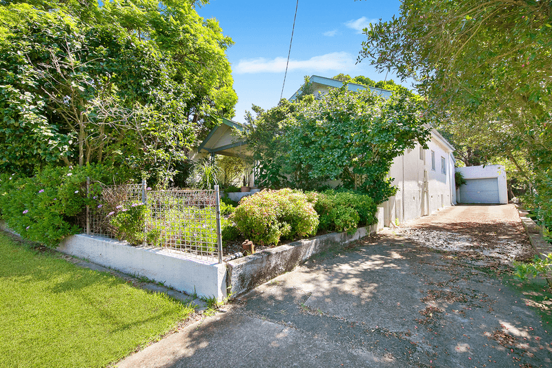 36 Raeburn Avenue, CASTLECRAG, NSW 2068