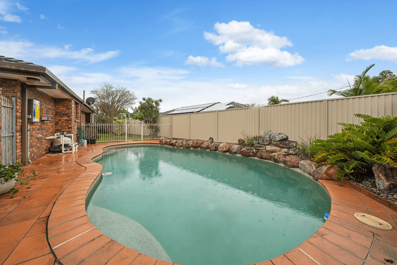 9 Sirene Crescent, DECEPTION BAY, QLD 4508