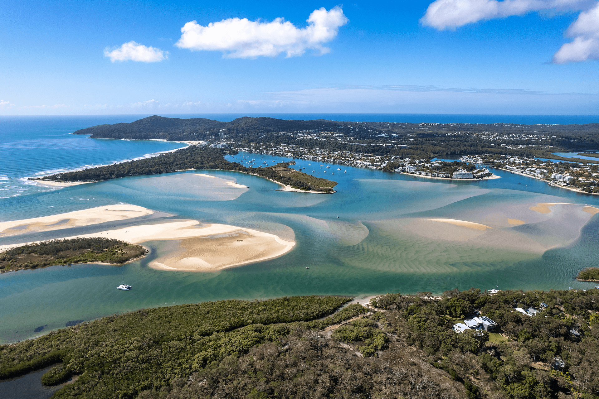 10 Frying Pan Track, Noosa North Shore, QLD 4565