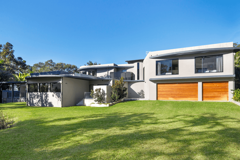 10 Frying Pan Track, Noosa North Shore, QLD 4565