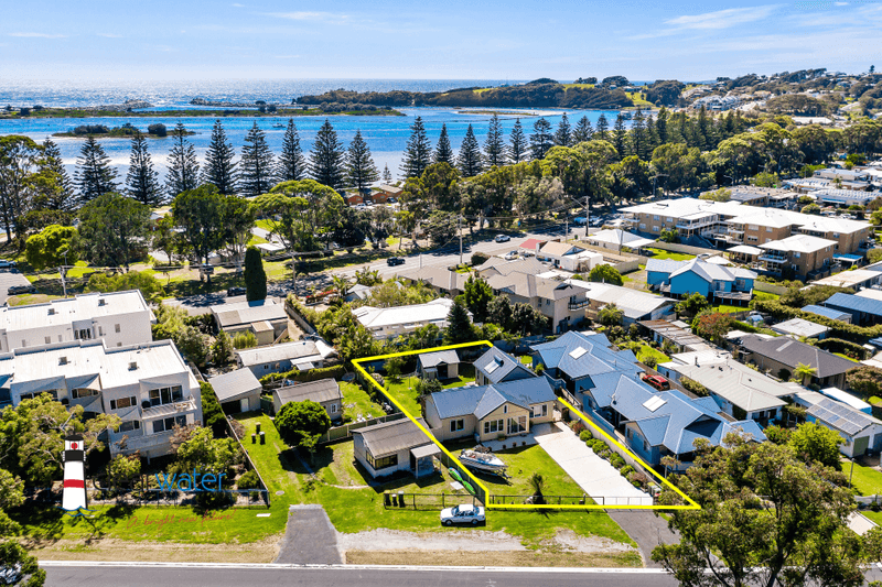 1 Riverside Dr, Narooma, NSW 2546