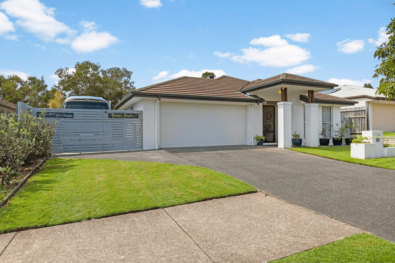 48 Whipbird Circuit, VICTORIA POINT, QLD 4165