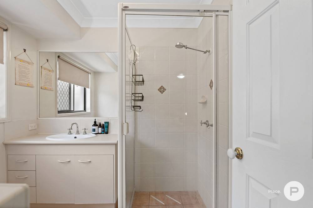 9 Friend Street, Wakerley, QLD 4154