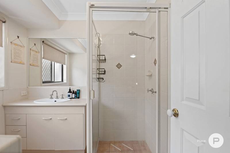 9 Friend Street, Wakerley, QLD 4154