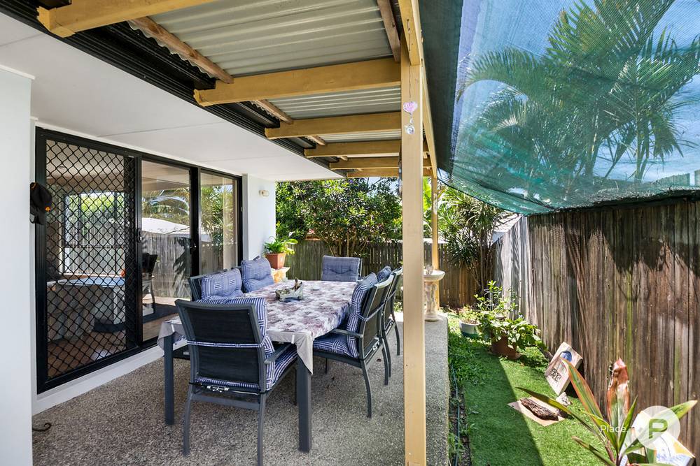 9 Friend Street, Wakerley, QLD 4154