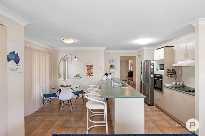 9 Friend Street, Wakerley, QLD 4154