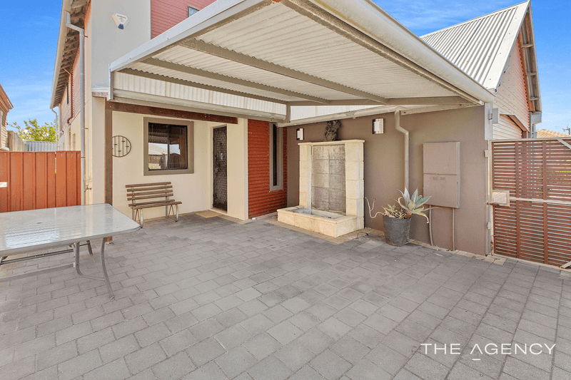 8 St Marks Drive, Hillarys, WA 6025