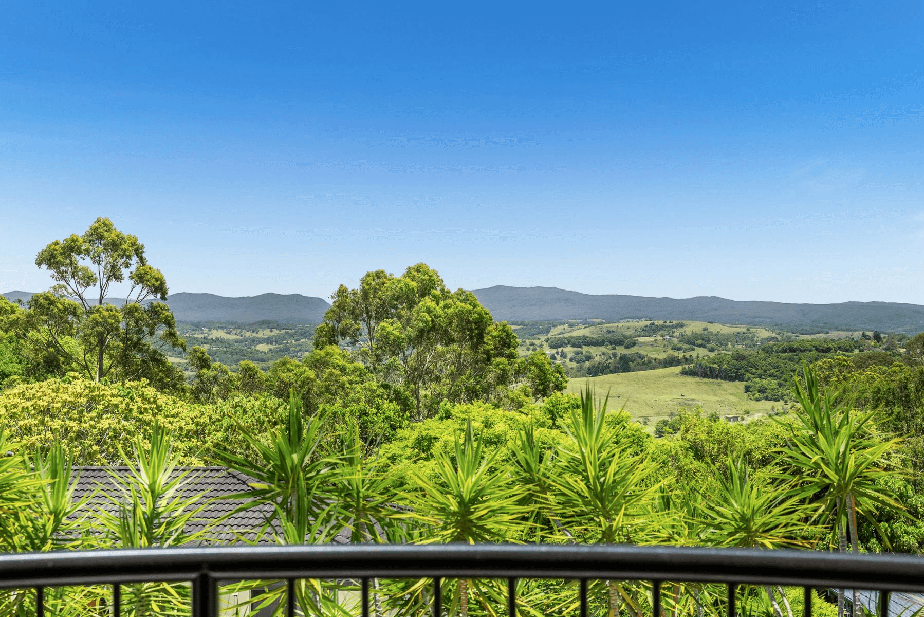 34 Greenwood Drive, GOONELLABAH, NSW 2480
