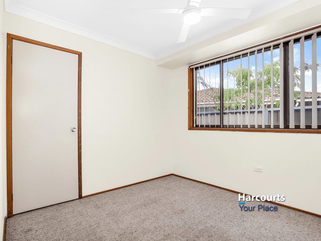 13 Augusta Place, St Clair, NSW 2759