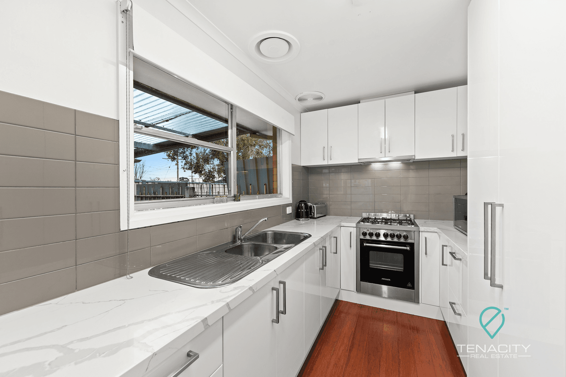 12 Tollhouse Road, Kings Park, VIC 3021