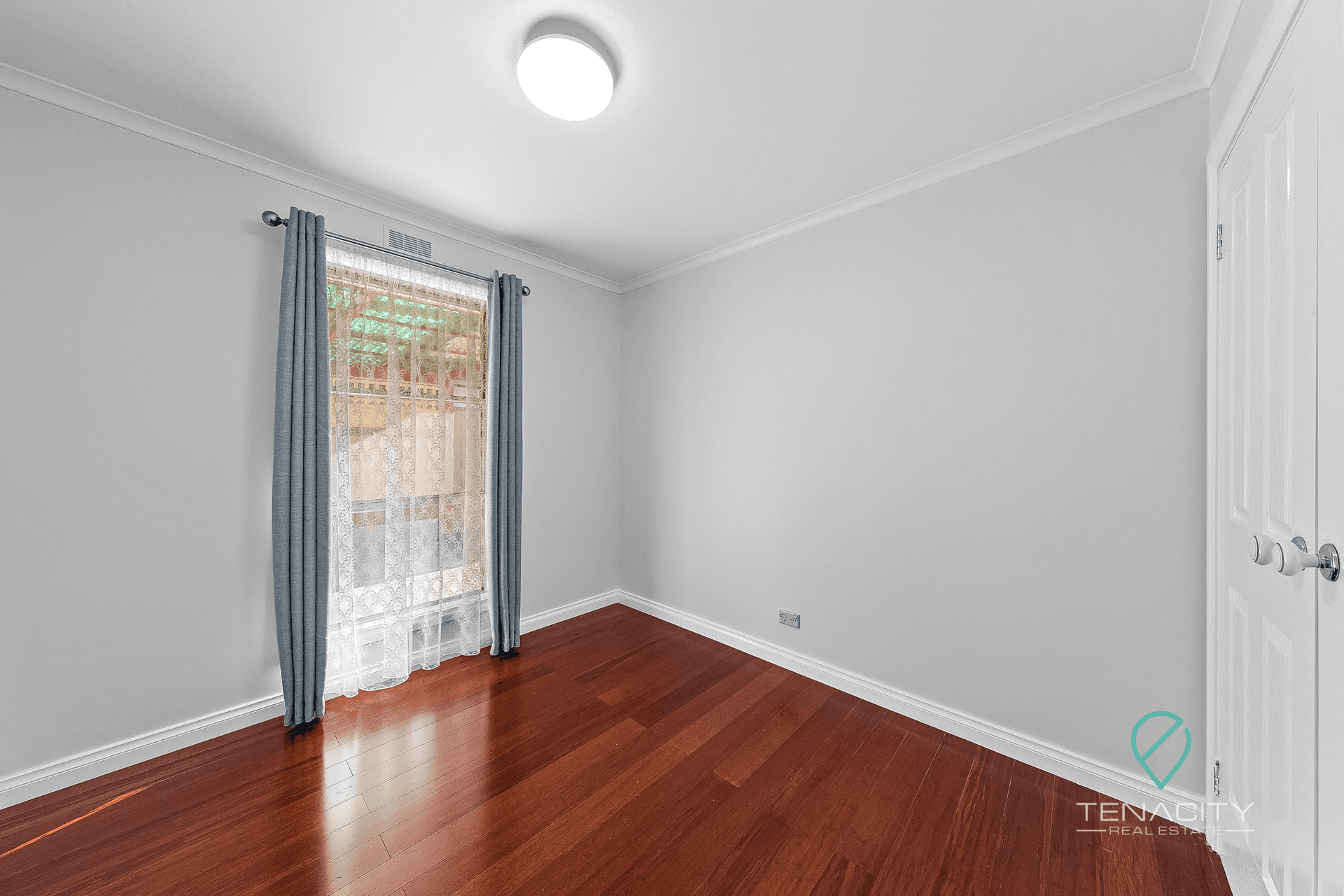 12 Tollhouse Road, Kings Park, VIC 3021