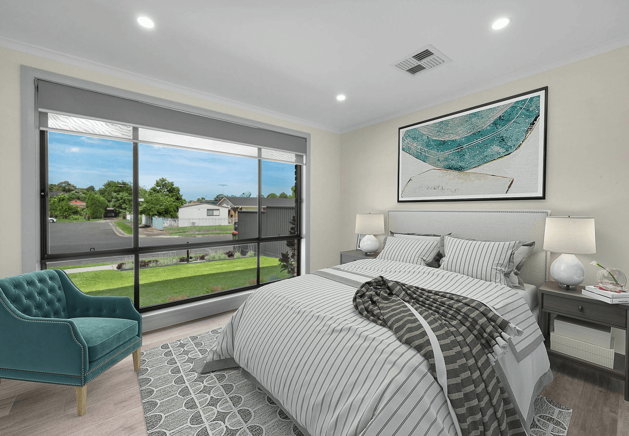 7 Whitlam Avenue, EDENSOR PARK, NSW 2176