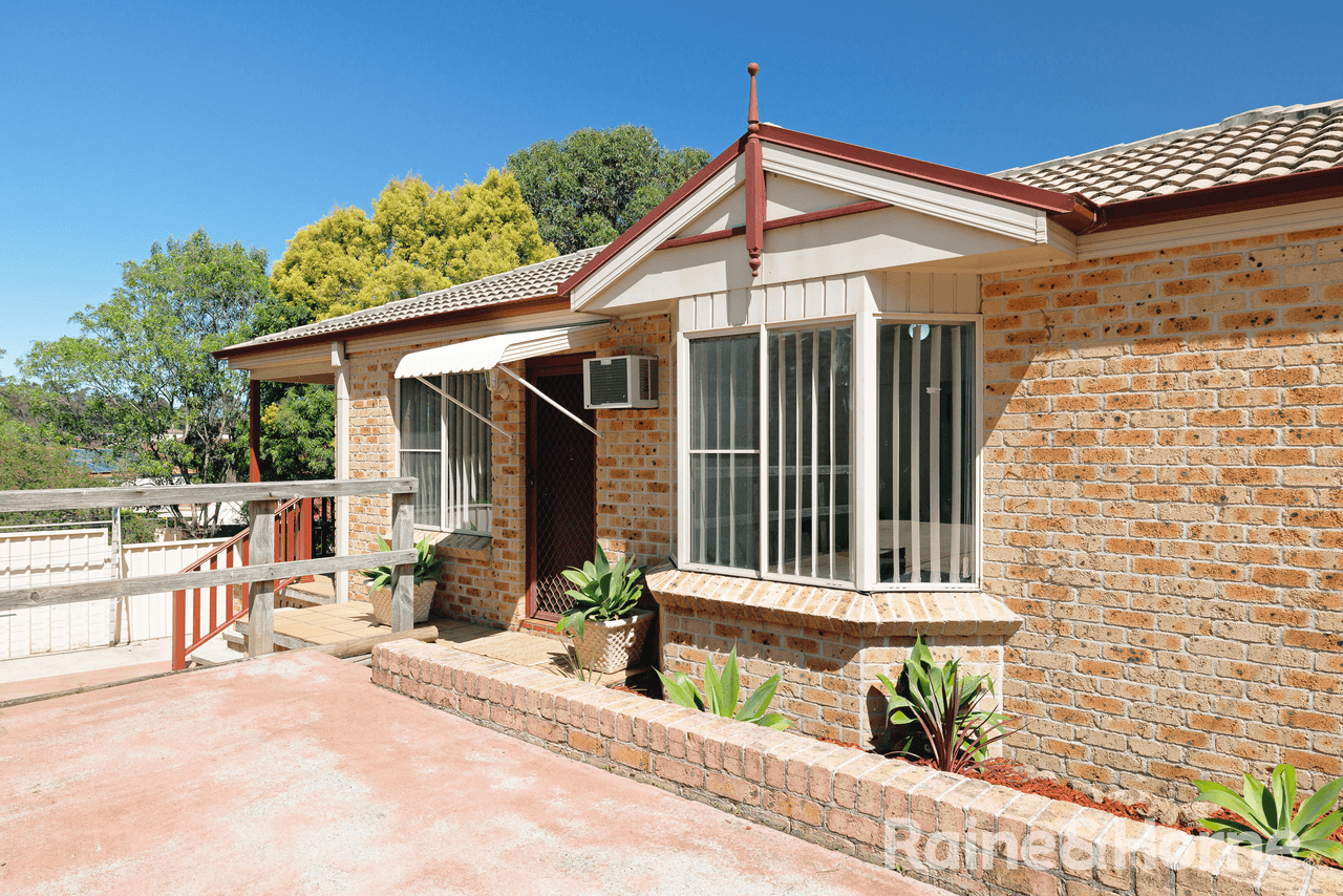 Unit 1/97 Decora Crescent, WARABROOK, NSW 2304