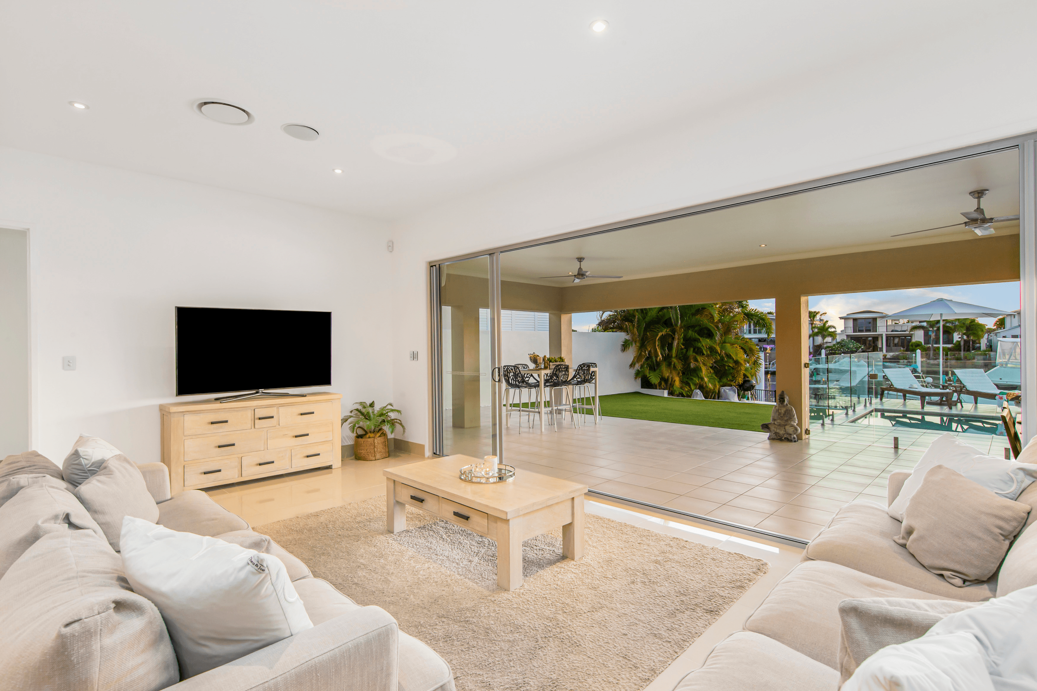 74 Raptor Parade, BANKSIA BEACH, QLD 4507