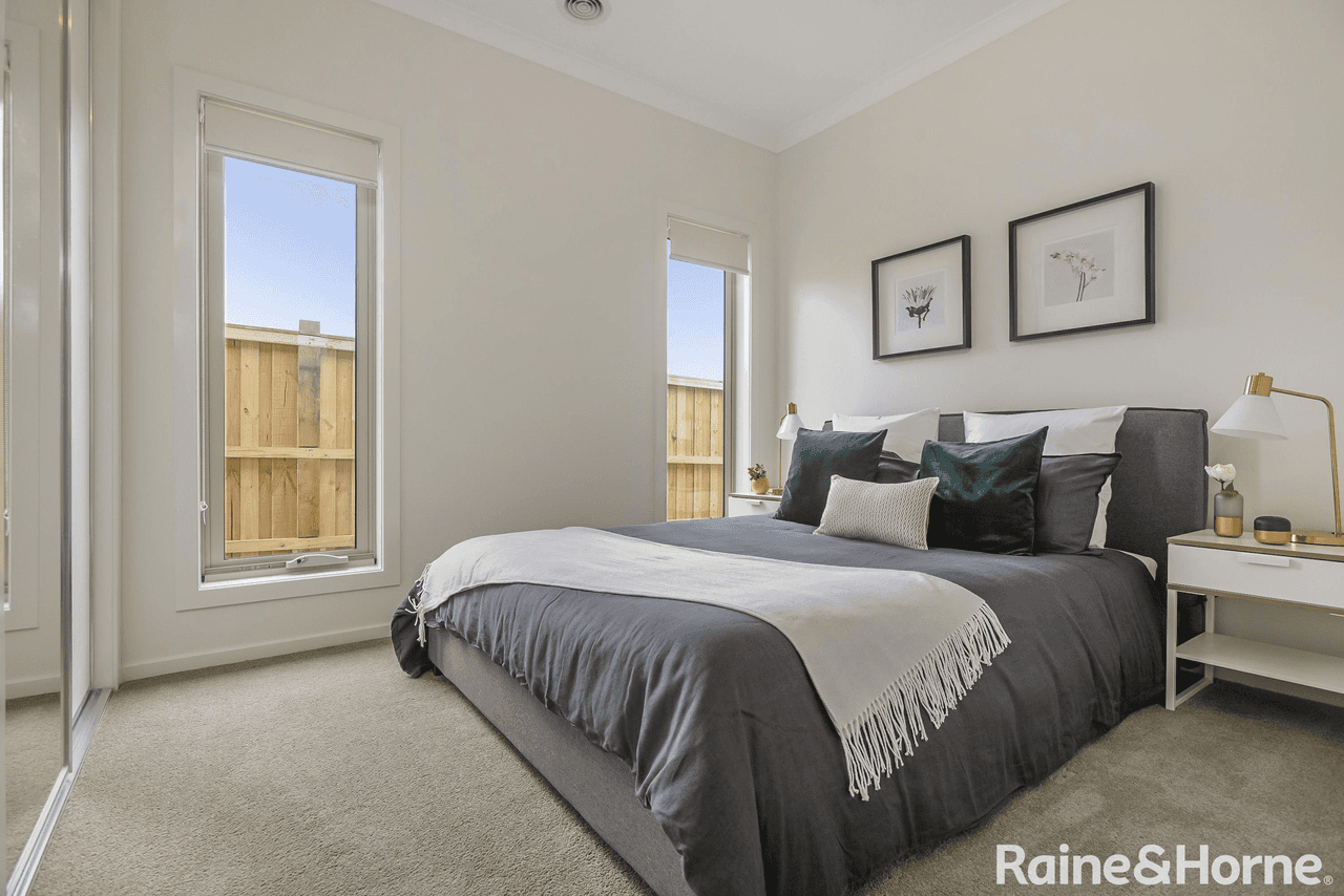 19 Collins Parade, KYNETON, VIC 3444