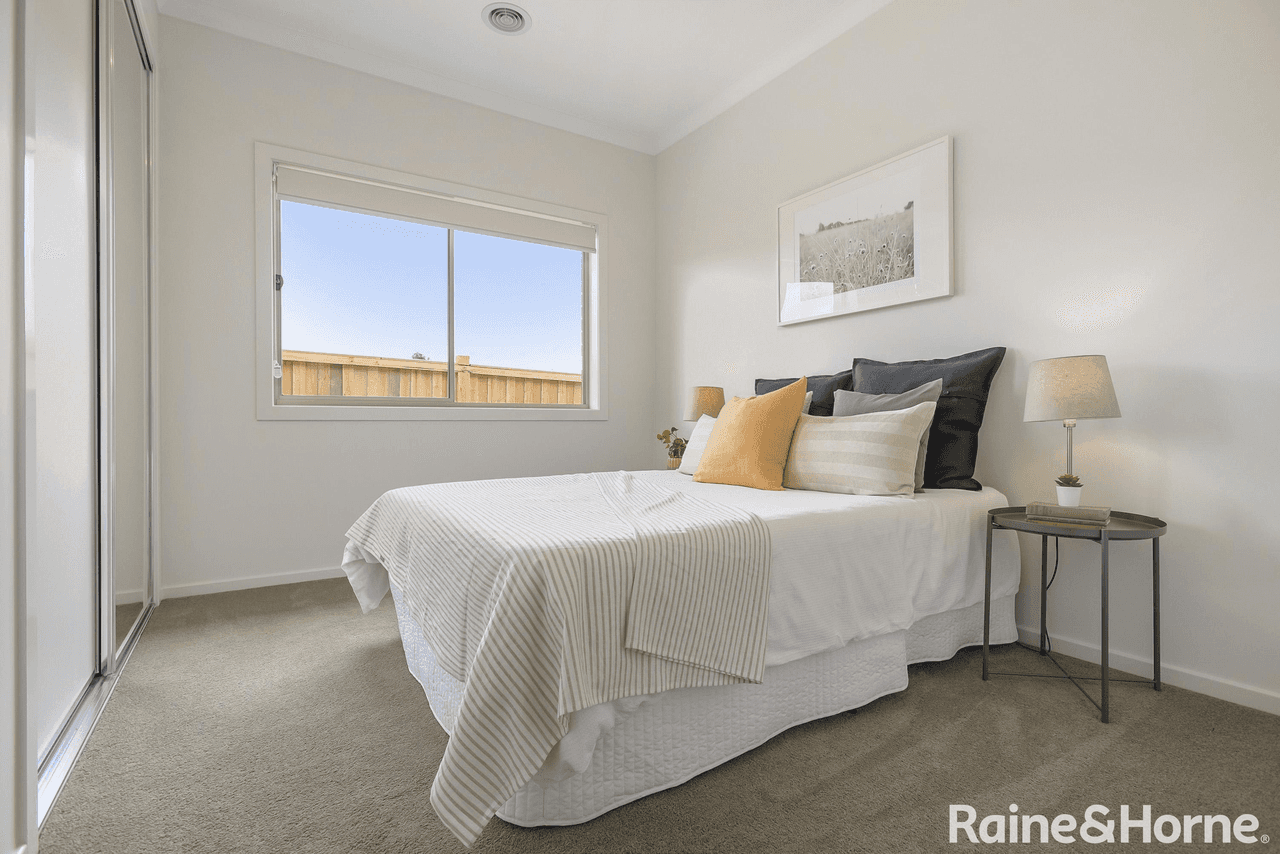 19 Collins Parade, KYNETON, VIC 3444