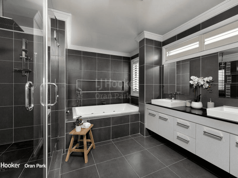 12 The Straight, ORAN PARK, NSW 2570