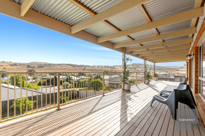 23 Rosehill Drive, Bacchus Marsh, VIC 3340