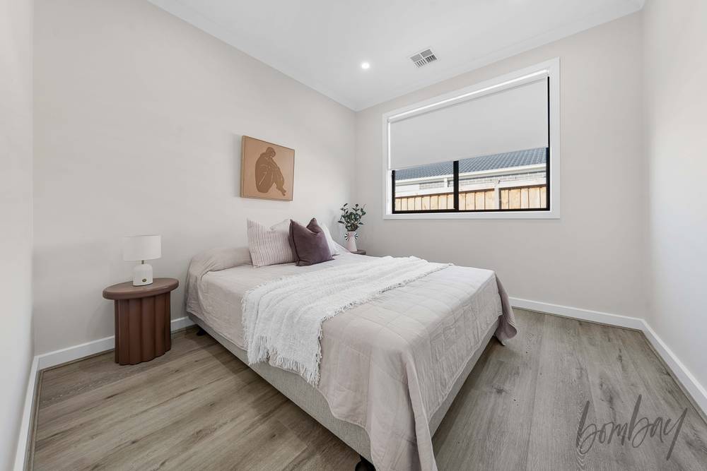 1 Helm Drive, MICKLEHAM, VIC 3064