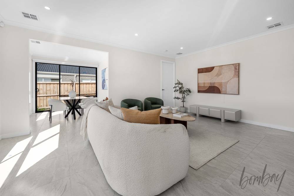 1 Helm Drive, MICKLEHAM, VIC 3064