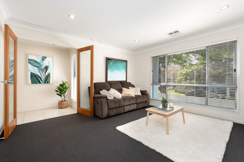 16 Latimer Street, Holland Park, QLD 4121