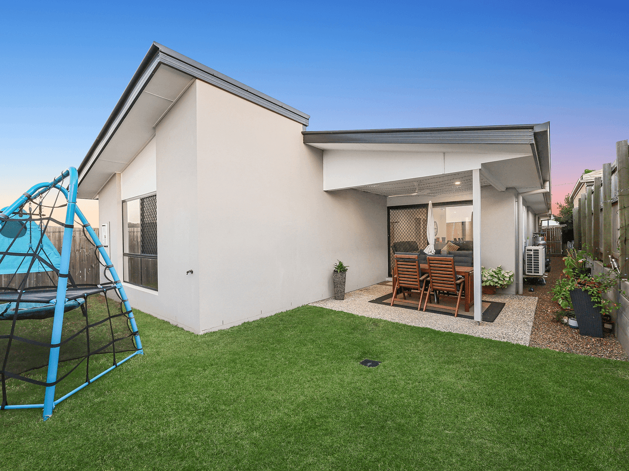 11 Coolah Street, SOUTH RIPLEY, QLD 4306