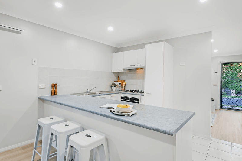 8 Aylsford Street, Stanhope Gardens, NSW 2768