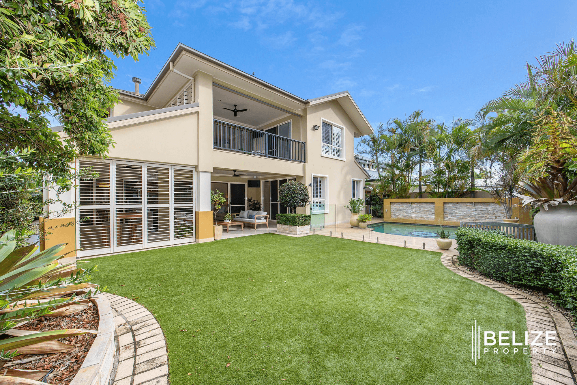 20 Marina Parade, JACOBS WELL, QLD 4208