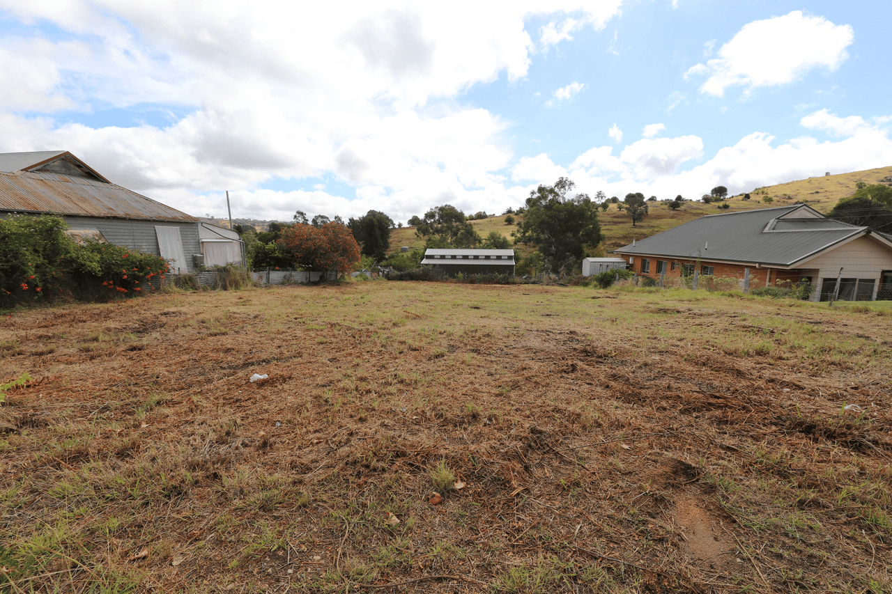 5 Camp Street, ADELONG, NSW 2729