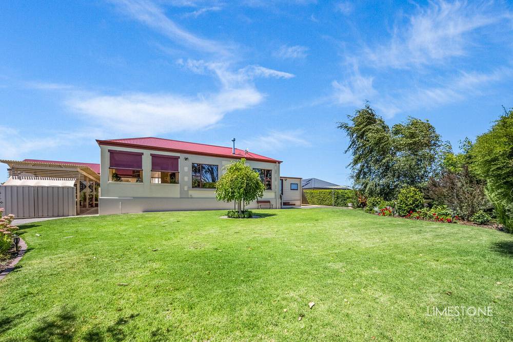 12 Racecourse Crescent, Glenburnie, SA 5291