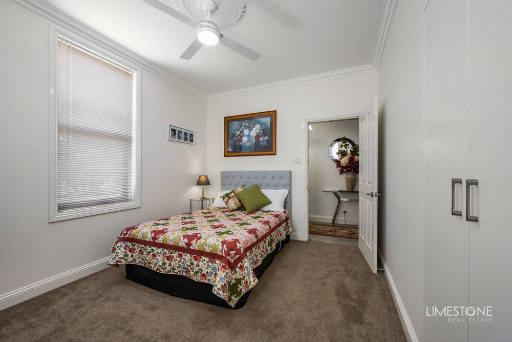 12 Racecourse Crescent, Glenburnie, SA 5291