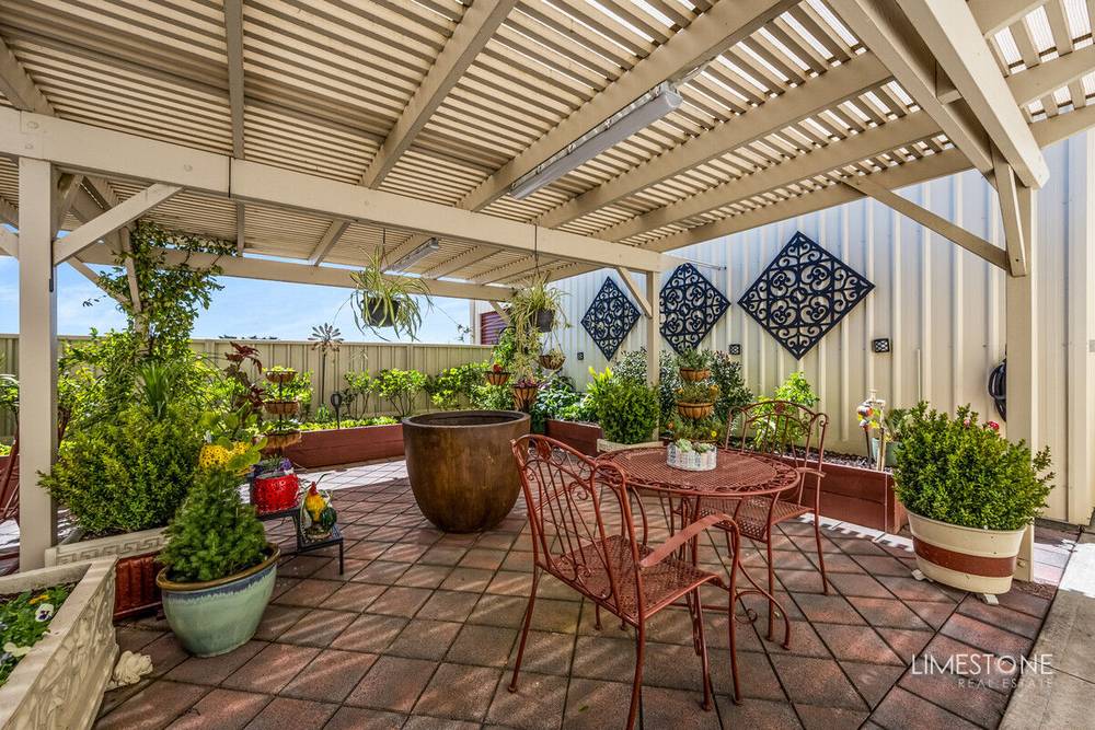 12 Racecourse Crescent, Glenburnie, SA 5291